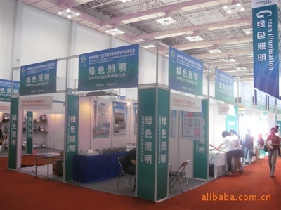 上海華藝展覽服務(wù) 專業(yè)提供展覽器材與標(biāo)攤租賃，助力高效布展